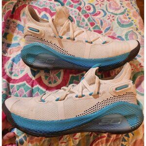 Under Armour Curry 6 Christmas In The Town Basketball Shoes 6.5Y